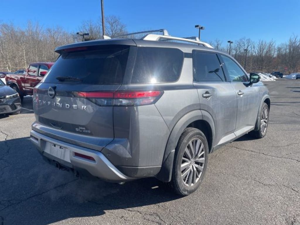 Certified 2023 Nissan Pathfinder SL SUV