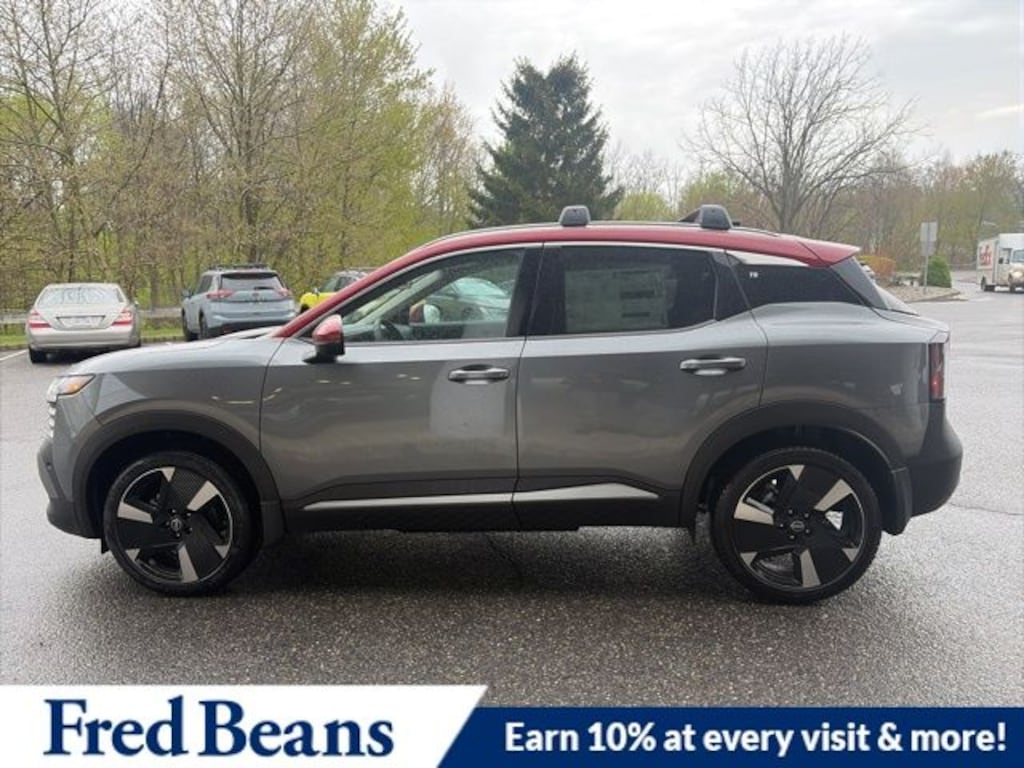 New 2026 Nissan Kicks SR SUV