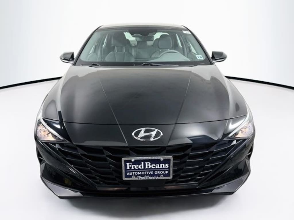 Used 2023 Hyundai Elantra SEL Sedan