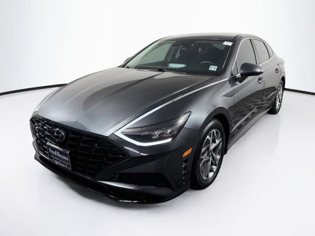 Used 2022 Hyundai Sonata SEL Sedan