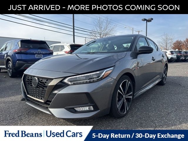 2023 Nissan Sentra SR photo 3