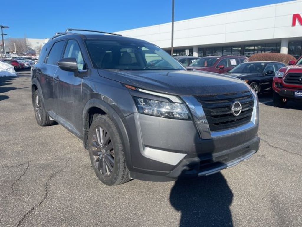 Certified 2023 Nissan Pathfinder SL SUV