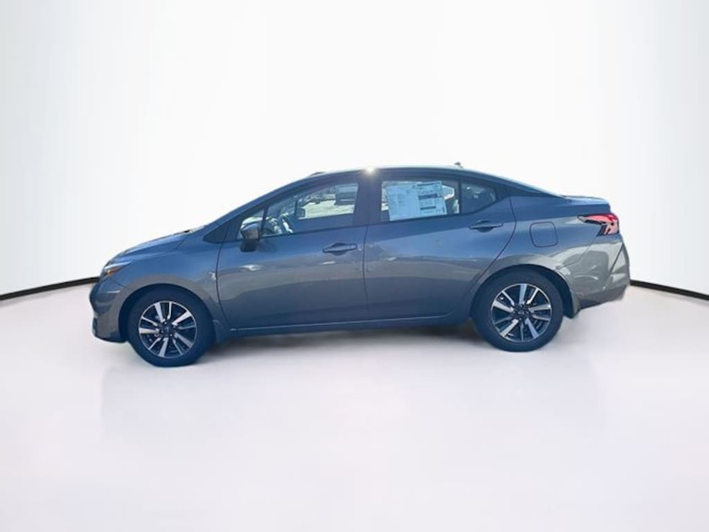 New 2025 Nissan Versa 1.6 SV Sedan
