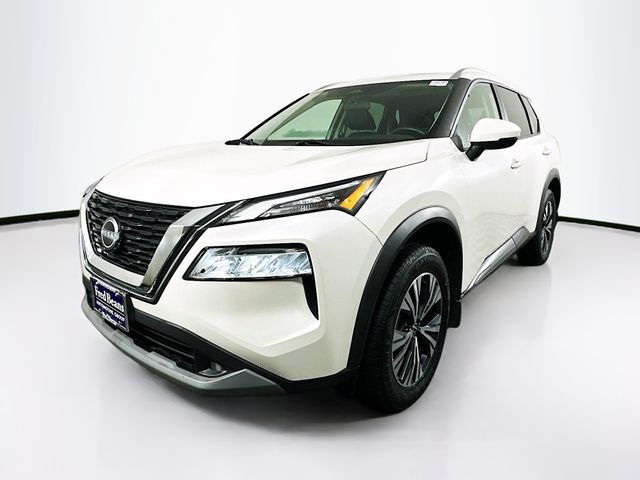 2022 Nissan Rogue SV photo 2
