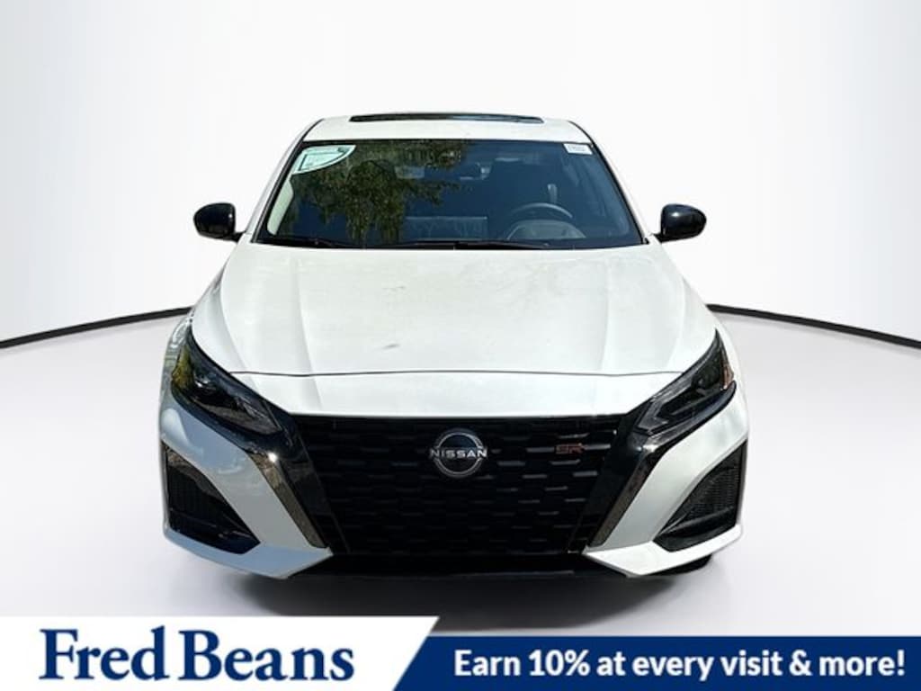 New 2025 Nissan Altima SR Sedan