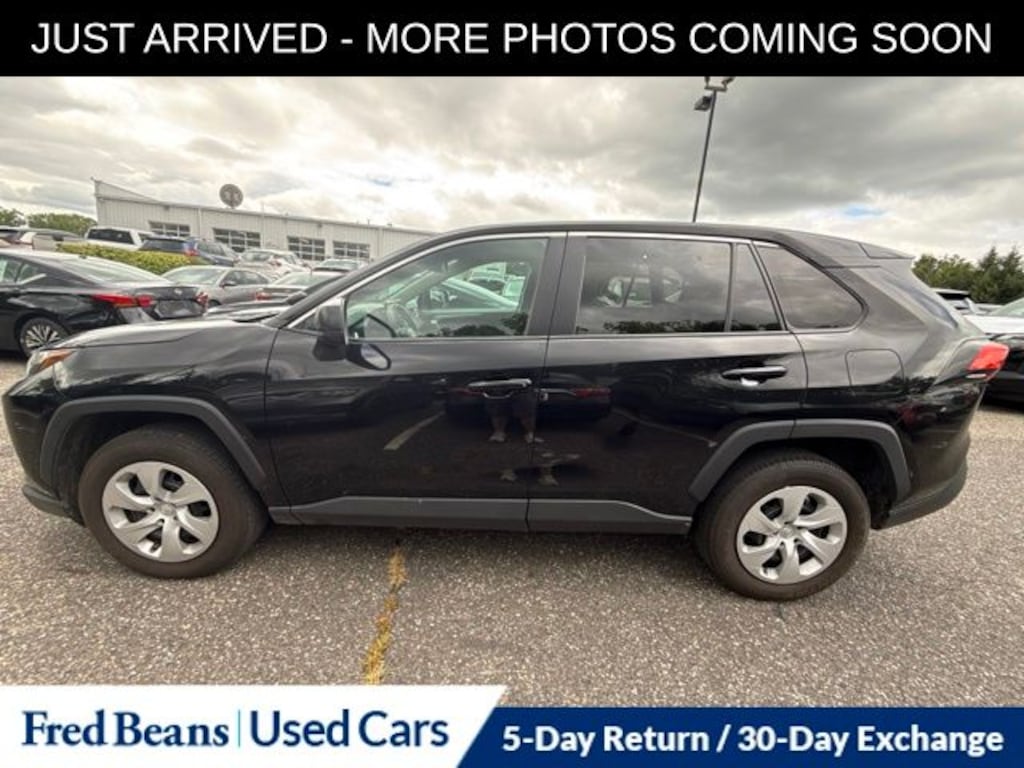Used 2024 Toyota RAV4 LE SUV