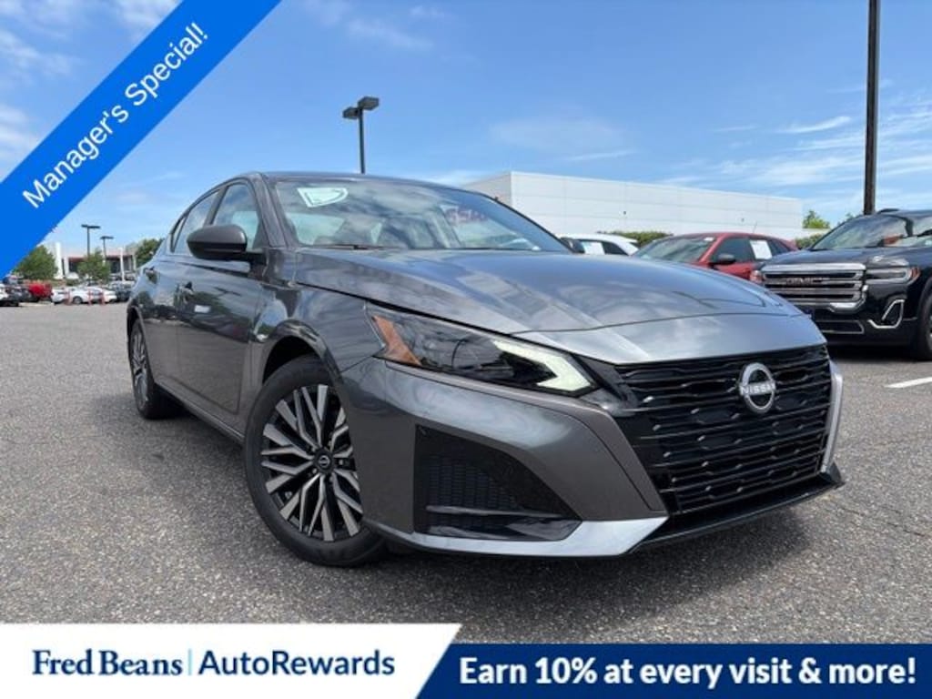 New 2026 Nissan Altima SV Sedan