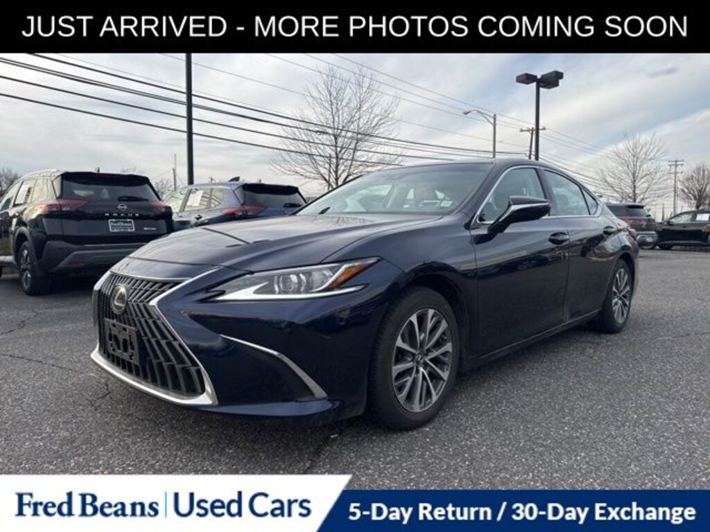 Used 2022 Lexus ES 350 Sedan