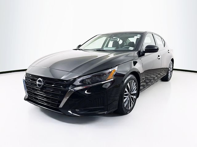 2023 Nissan Altima 2.5 SV photo 3