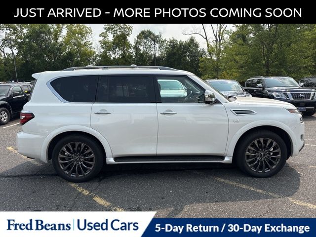 2021 Nissan Armada Platinum photo 2
