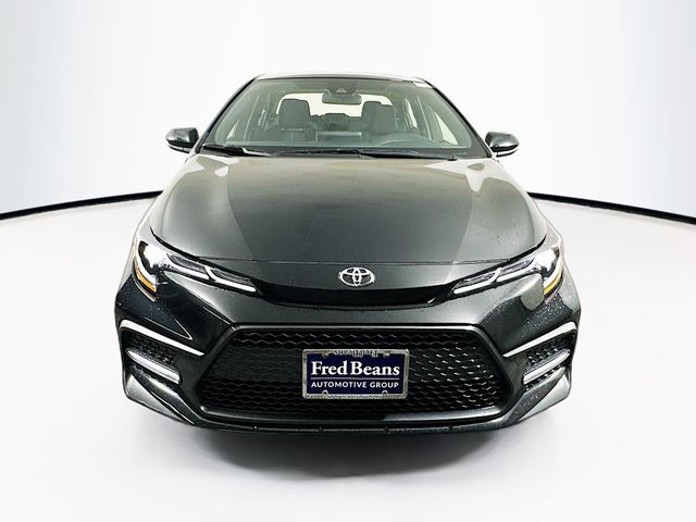 2022 Toyota Corolla SE photo 2