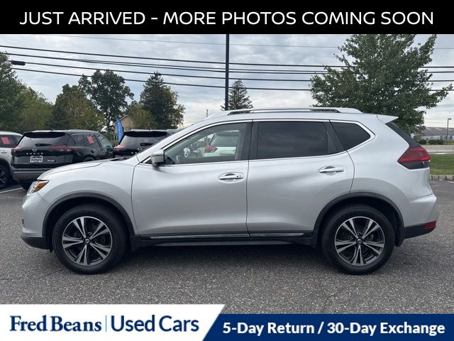 2018 Nissan Rogue SL photo 4