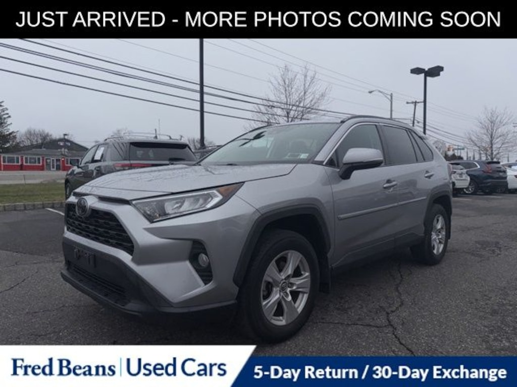 Used 2021 Toyota RAV4 XLE SUV