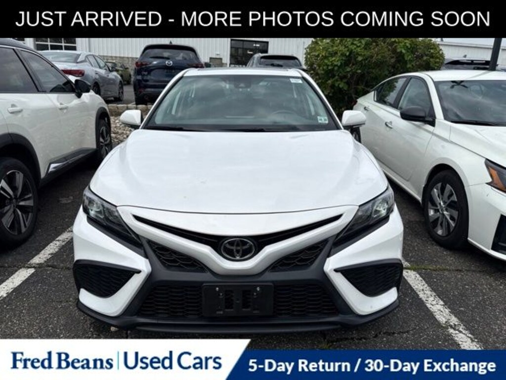 Used 2024 Toyota Camry SE Sedan