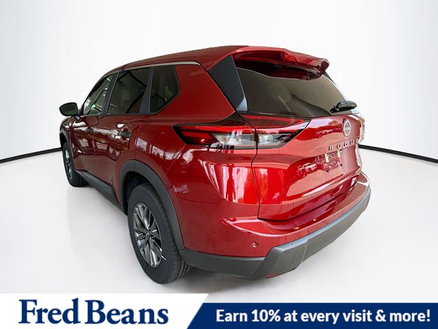 2025 Nissan Rogue S photo 4