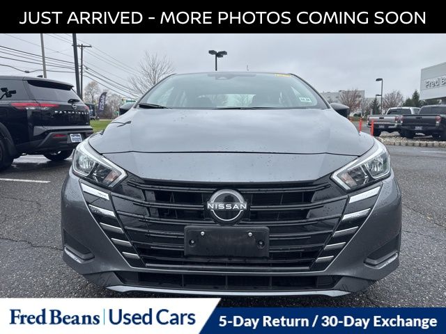 2024 Nissan Versa 1.6 S photo 2