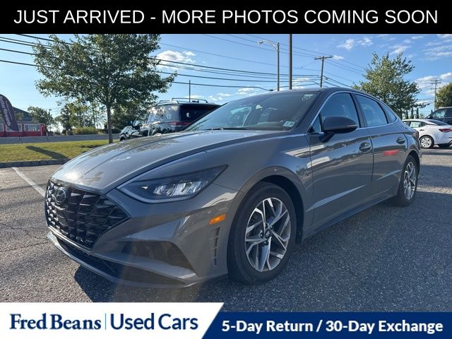 2022 Hyundai Sonata SEL photo 3