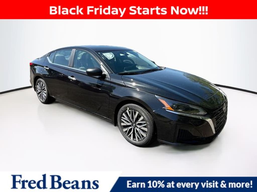 New 2025 Nissan Altima SV Sedan