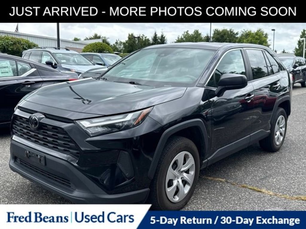 Used 2024 Toyota RAV4 LE SUV