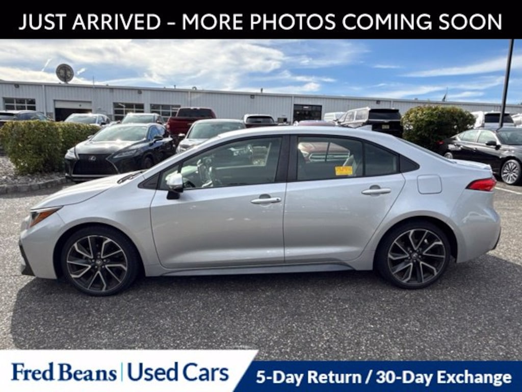 Used 2021 Toyota Corolla SE Sedan
