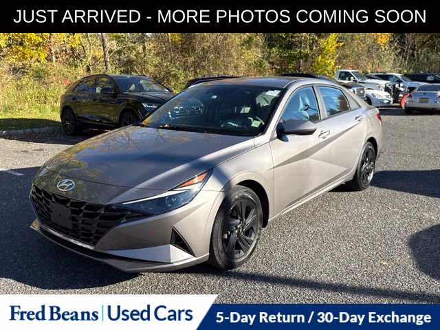 Used 2023 Hyundai Elantra SEL Sedan