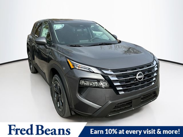 2026 Nissan Rogue SV's photo