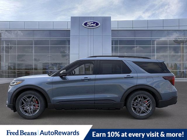 2025 Ford Explorer ST-Line photo 2