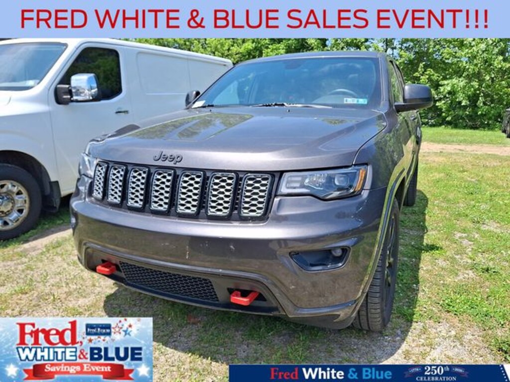 Used 2017 Jeep Grand Cherokee Altitude SUV