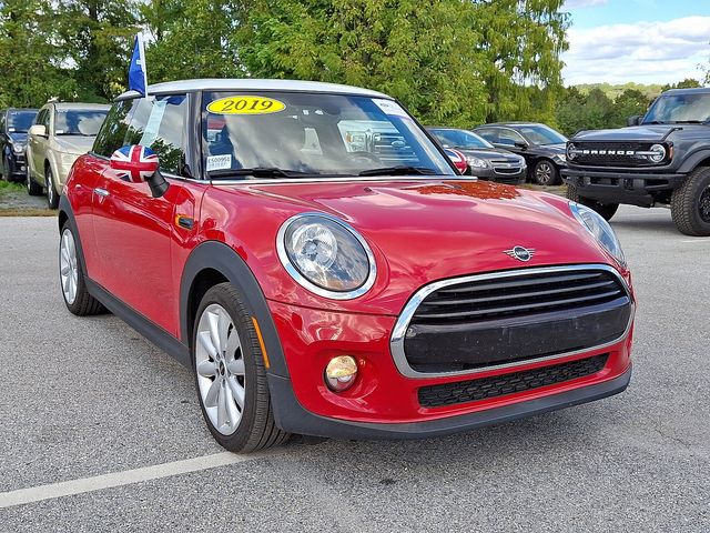 2019 Mini Cooper Oxford Edition photo 2