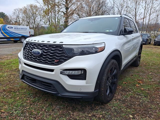 2020 Ford Explorer ST photo 2