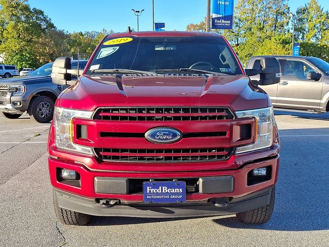 2019 Ford F-150 XLT photo 2