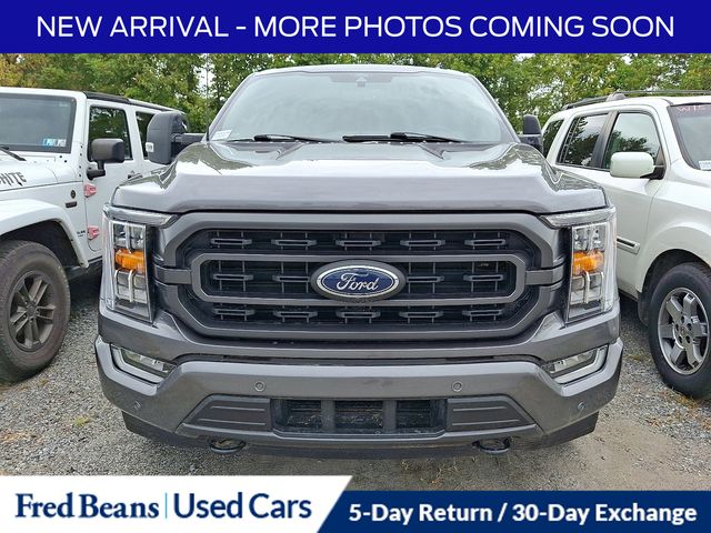 2022 Ford F-150 XLT photo 2