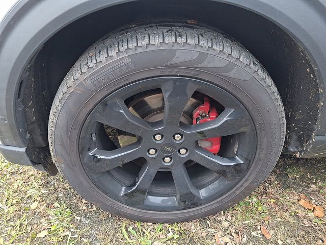 2020 Ford Explorer ST photo 3