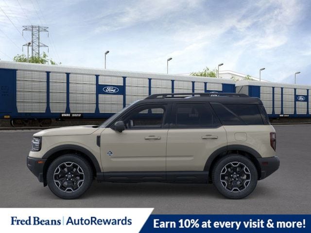 2025 Ford Bronco Sport Outer Banks photo 2