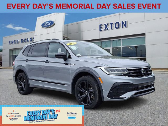 2024 Volkswagen Tiguan 2.0T SE R-Line Black 4Motion's photo