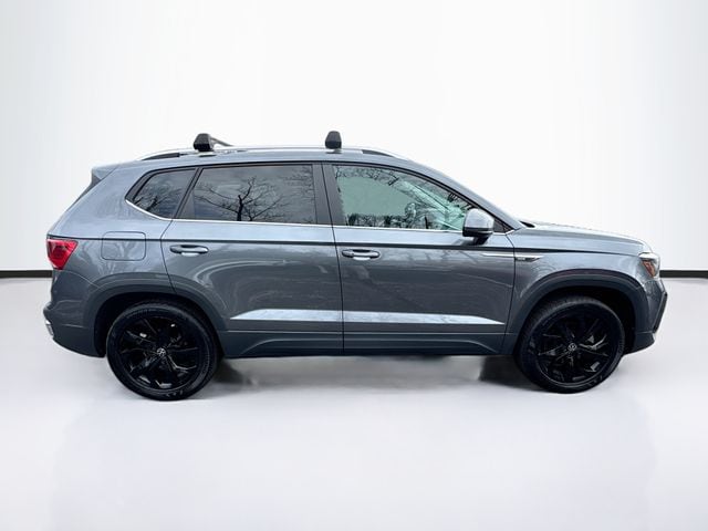 2022 Volkswagen Taos SE - Photo 10