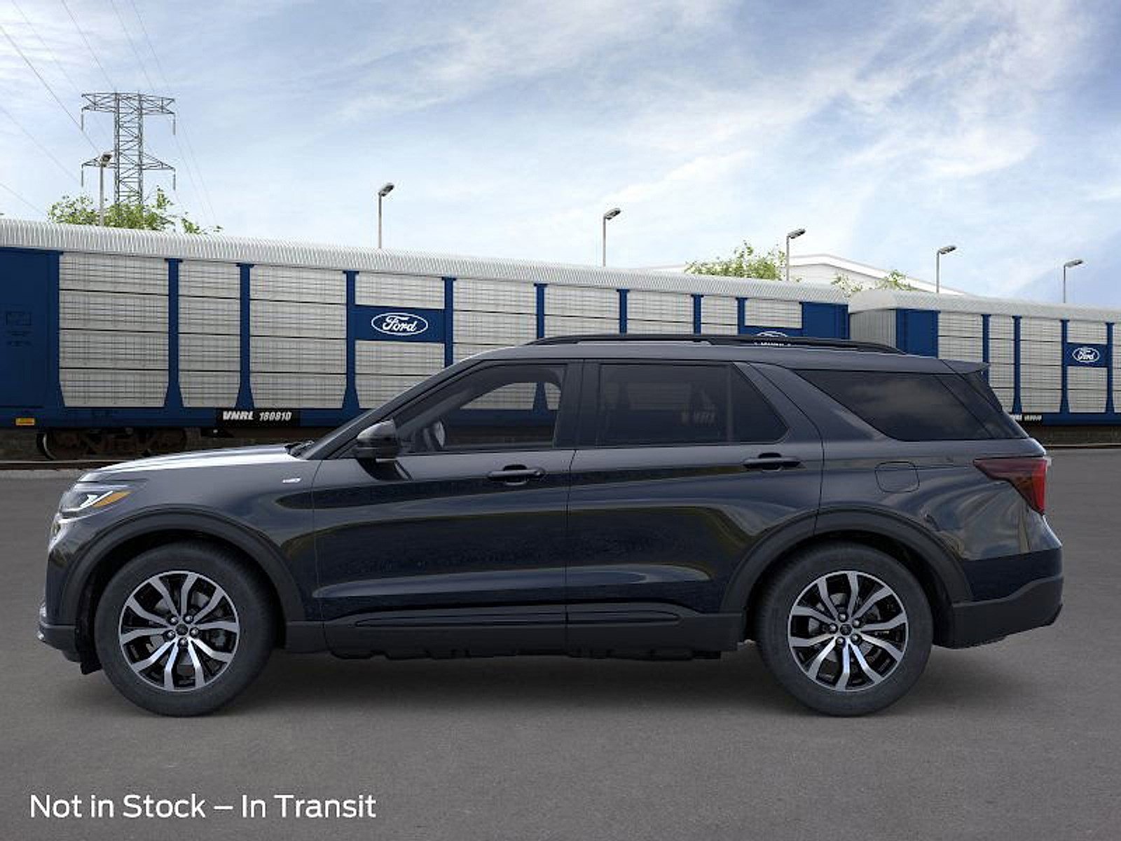 2025 Ford Explorer ST-Line photo 2