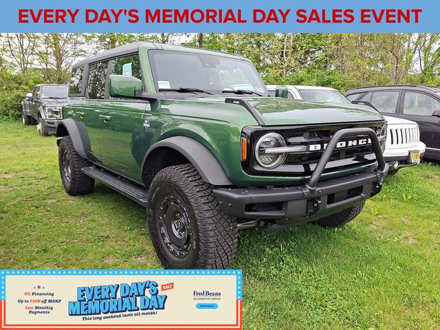 2024 Ford Bronco Outer Banks 4x4's photo