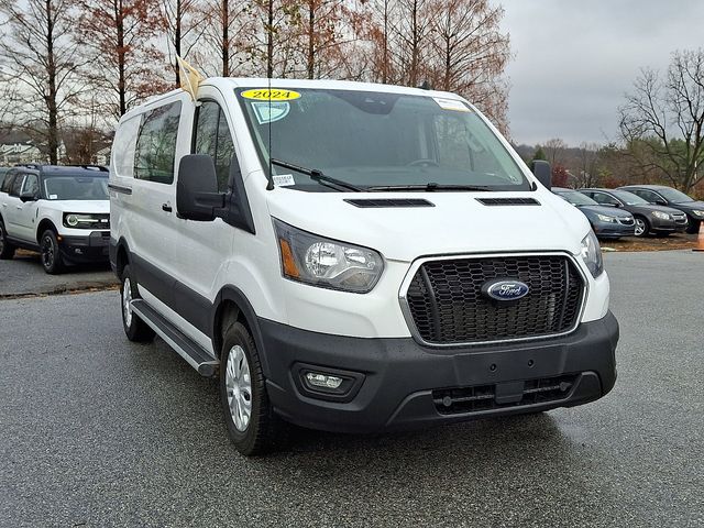 2024 Ford Transit photo 2