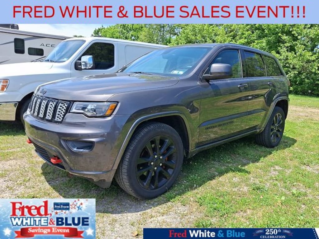 Used 2017 Jeep Grand Cherokee Altitude SUV