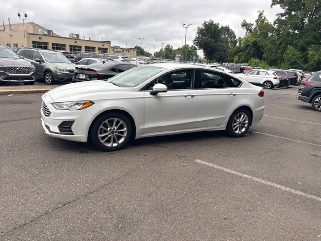 Used 2020 Ford Fusion SE Sedan