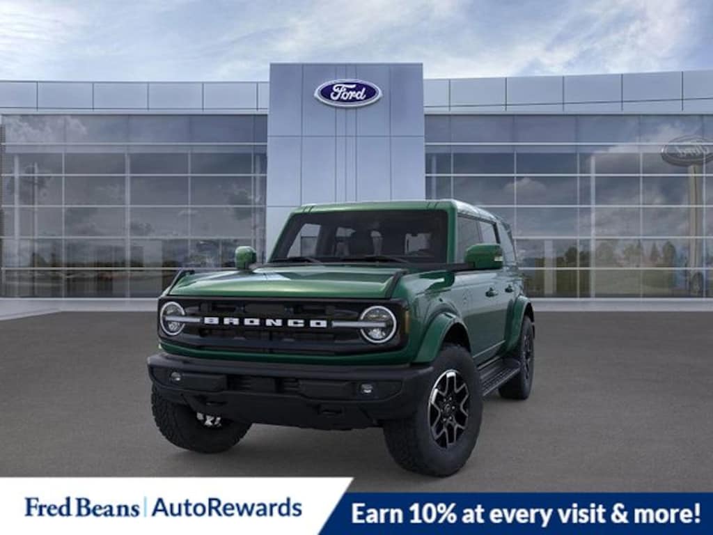 New 2025 Ford Bronco Outer Banks SUV