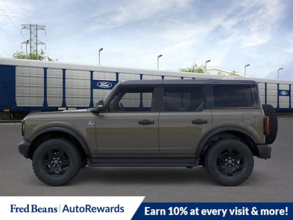 New 2025 Ford Bronco Outer Banks SUV