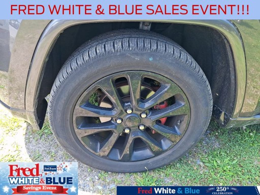 Used 2017 Jeep Grand Cherokee Altitude SUV