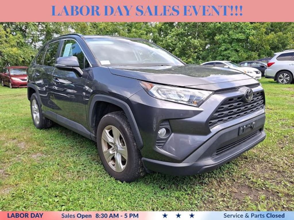 Used 2021 Toyota RAV4 XLE SUV