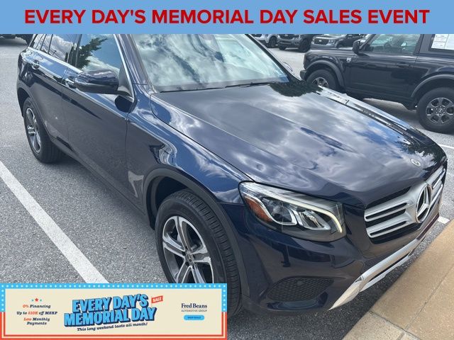 2019 Mercedes-Benz GLC GLC300 4MATIC's photo