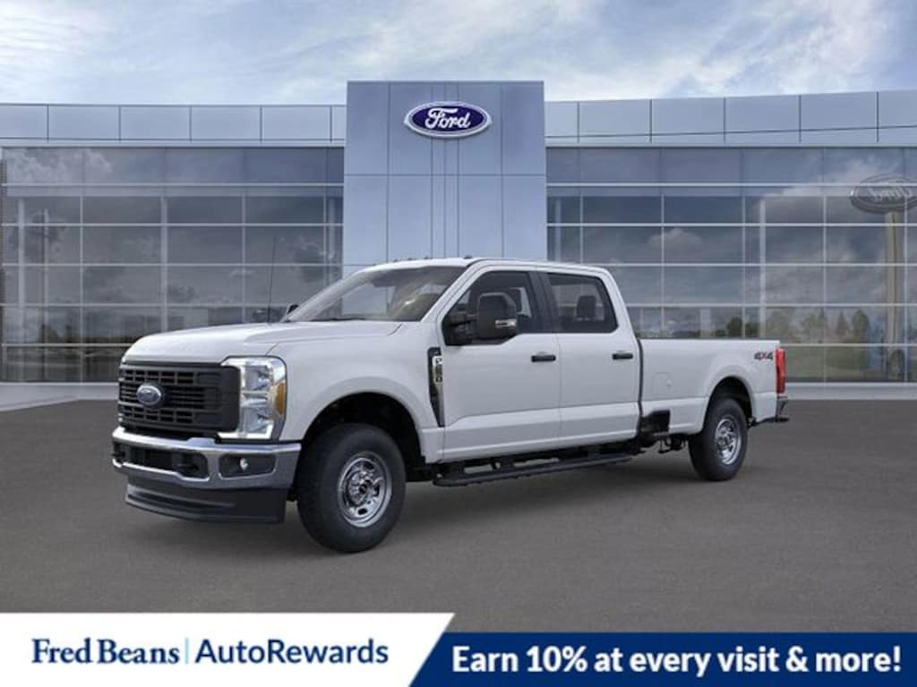 New 2025 Ford F-250 Lariat Truck Crew Cab