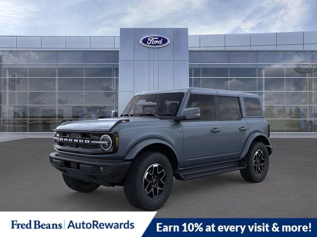 2025 Ford Bronco 4-Door Outer Banks's photo