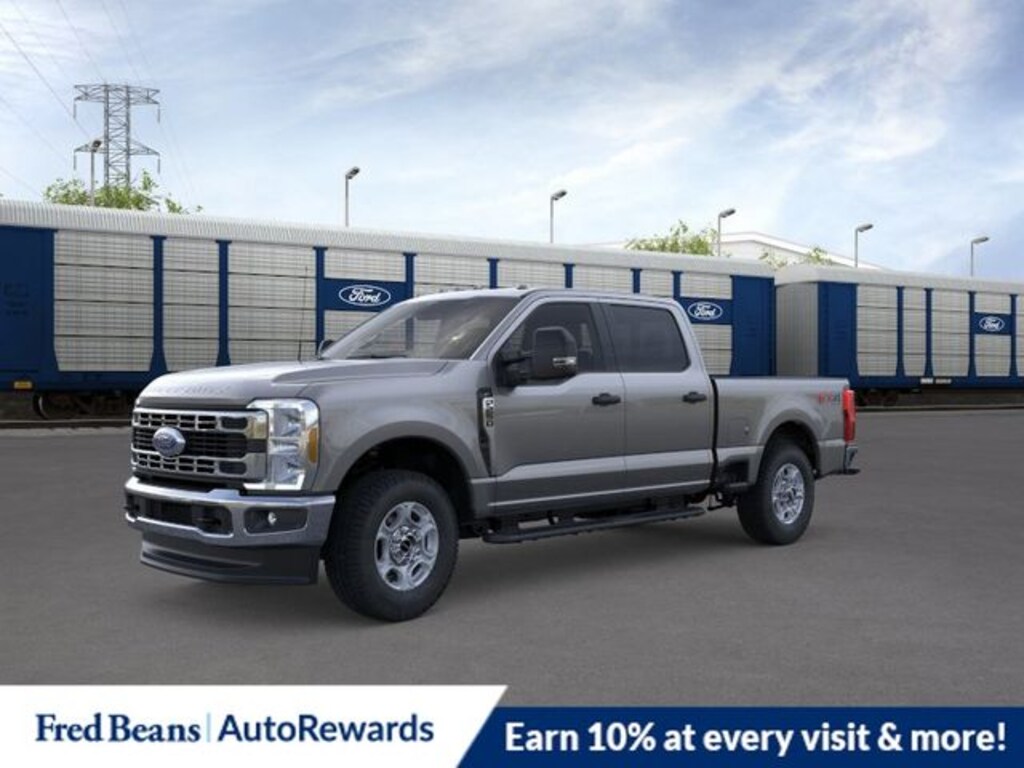 New 2026 Ford F-250 XLT Truck Crew Cab