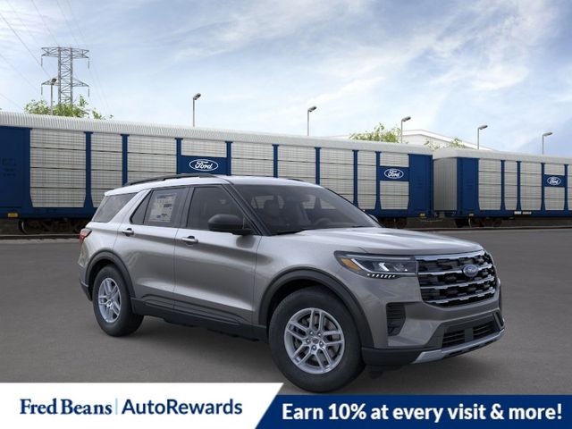 2026 Ford Explorer Active 4WD's photo